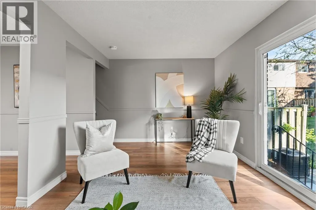 1301 UPPER GAGE Avenue Unit# 33, #33