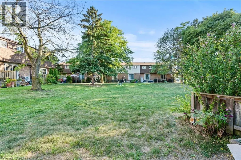 1301 UPPER GAGE Avenue Unit# 33, #33