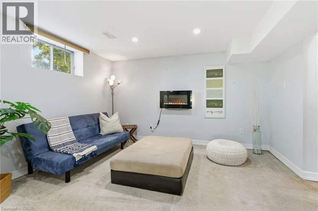 47 VALLEY Road