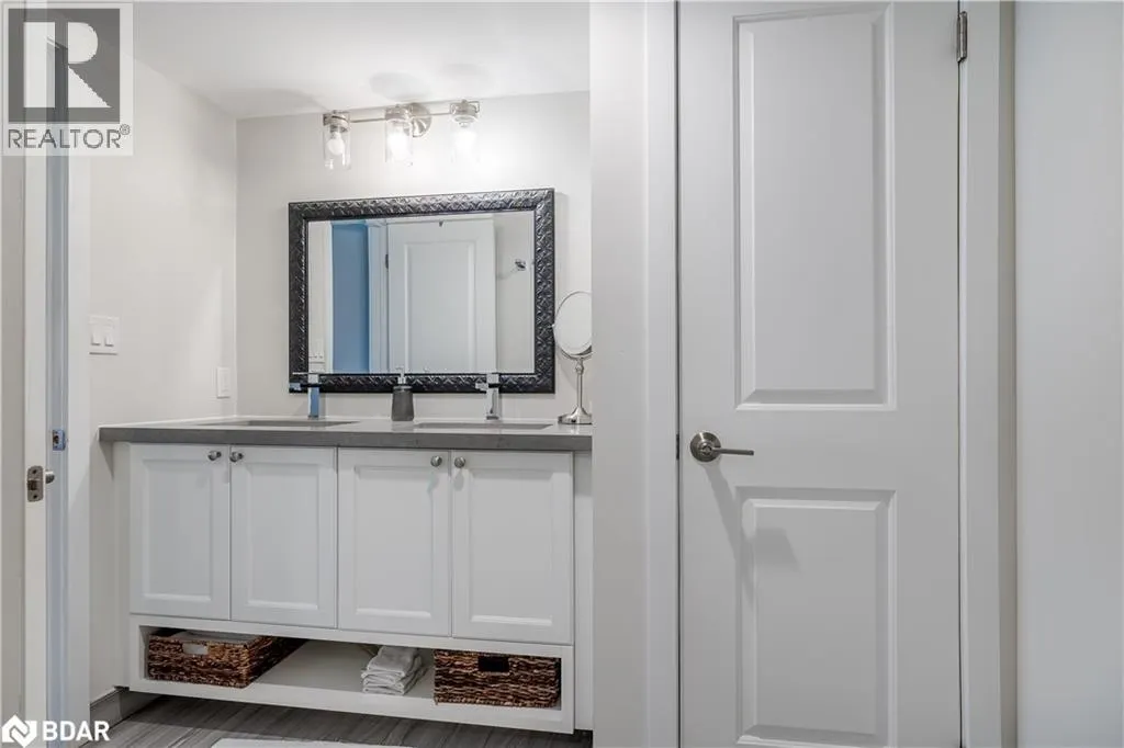 80 HORSESHOE VALLEY Boulevard Unit# 302, #302
