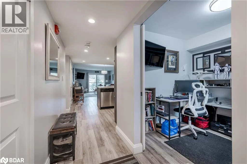 80 HORSESHOE VALLEY Boulevard Unit# 302, #302