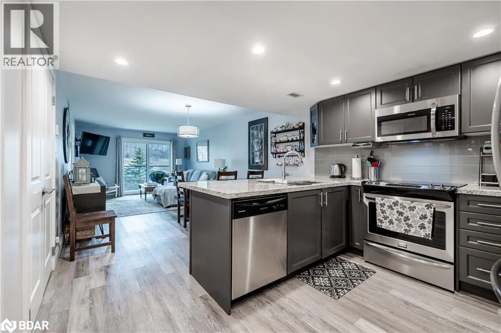 80 HORSESHOE VALLEY Boulevard Unit# 302, #302