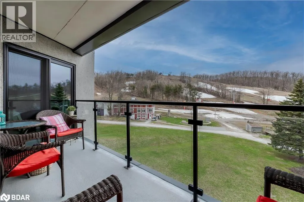 80 HORSESHOE VALLEY Boulevard Unit# 302, #302