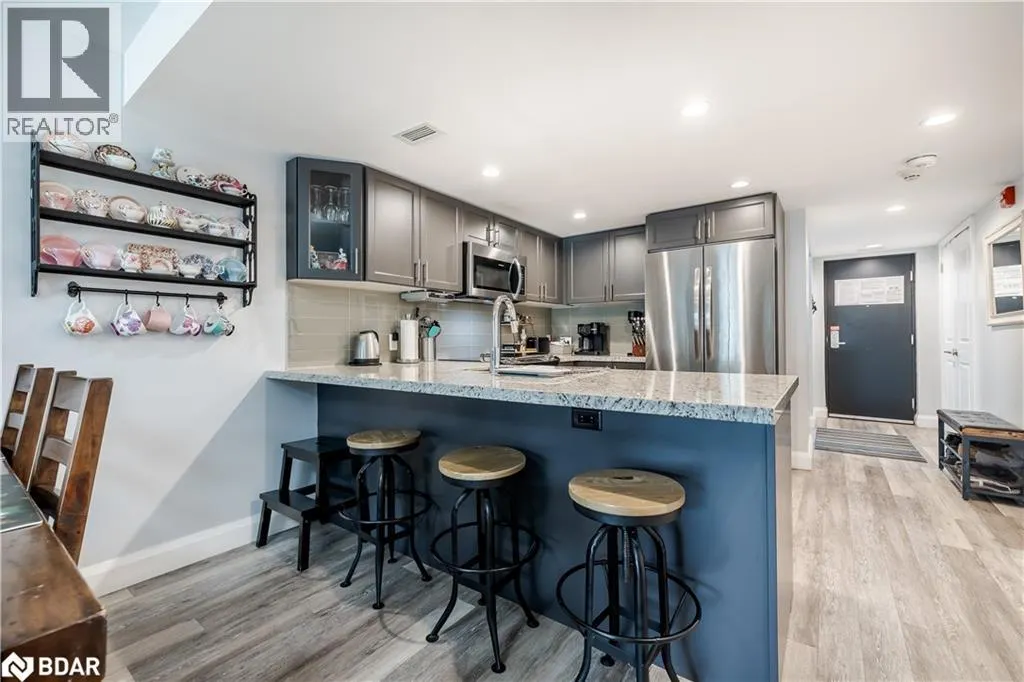 80 HORSESHOE VALLEY Boulevard Unit# 302, #302