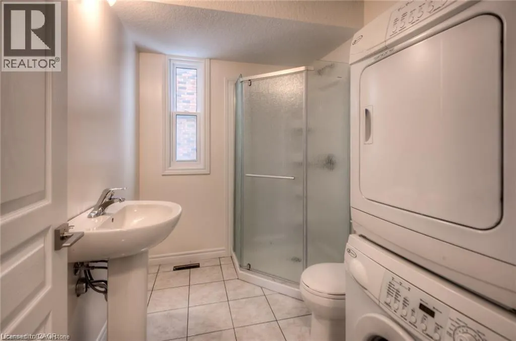 37 EDNA Street Unit# B, #B