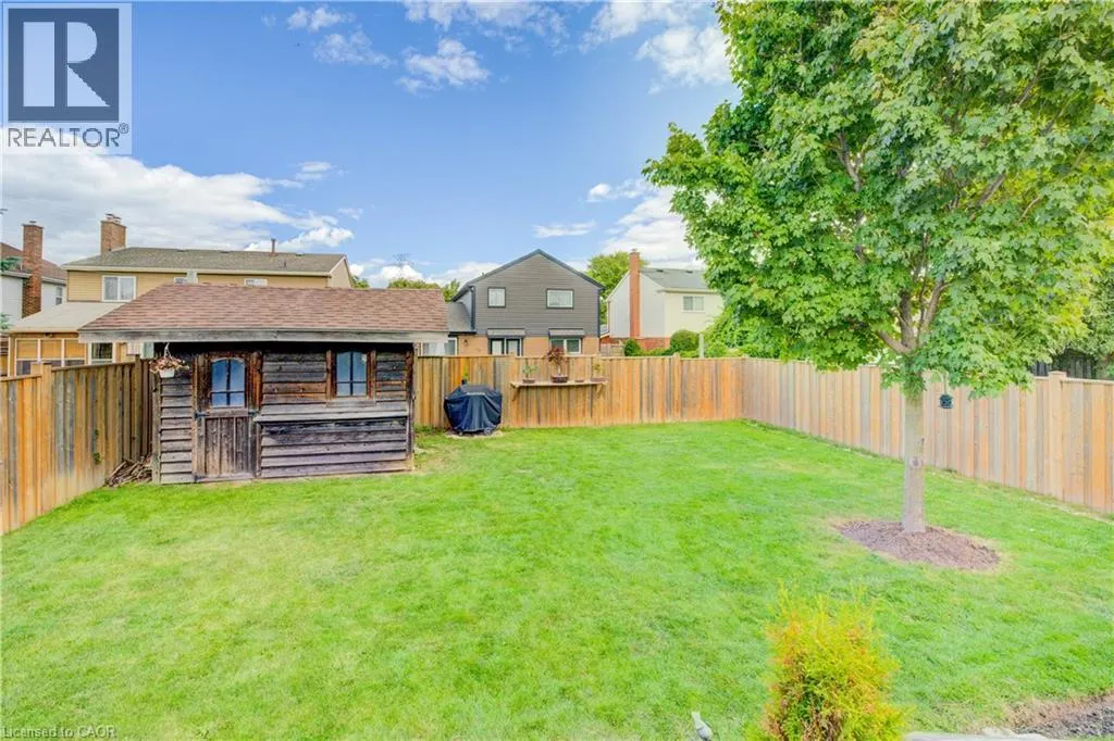 18 SUGAR MAPLE Street