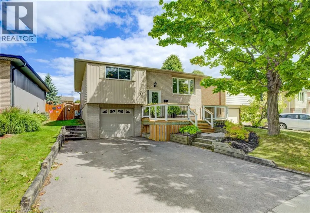 18 SUGAR MAPLE Street
