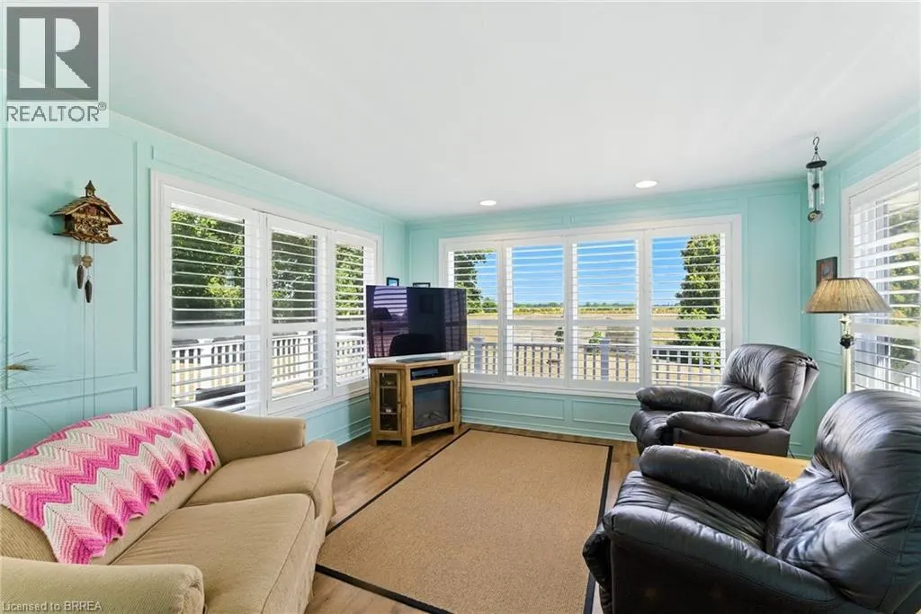 207 ROBINSON Road