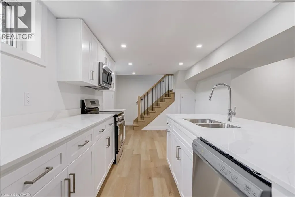 13 SKYLAND Drive