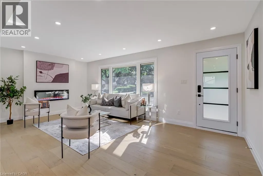 13 SKYLAND Drive