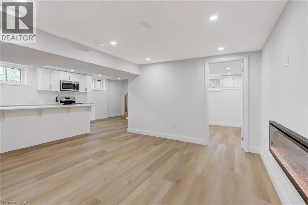 13 SKYLAND Drive