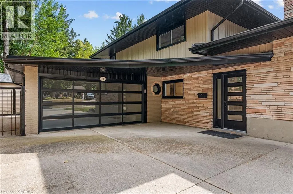 10 STYMIE Boulevard