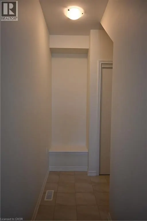 1 BEE Crescent