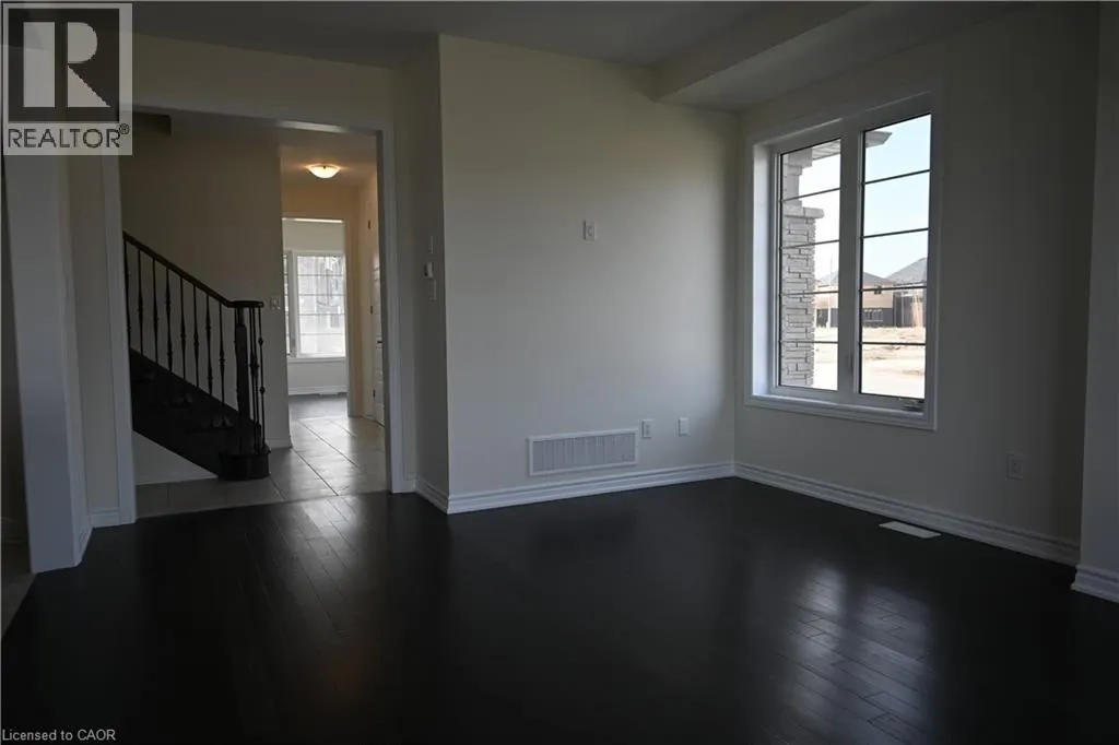 1 BEE Crescent