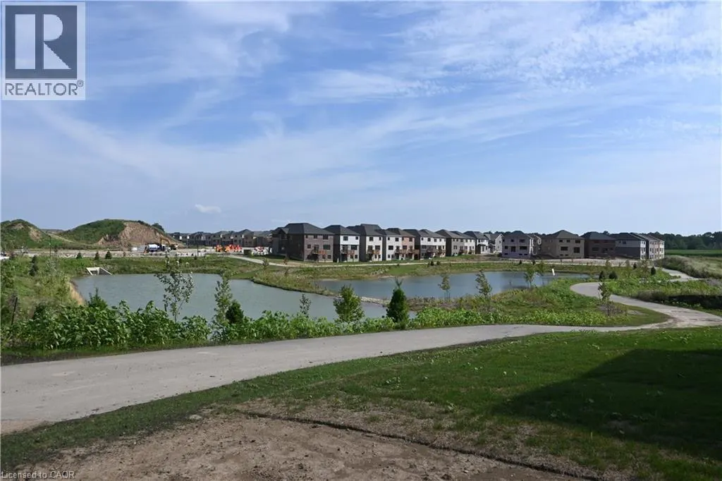 1 BEE Crescent