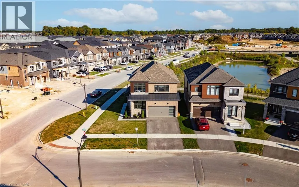 1 BEE Crescent
