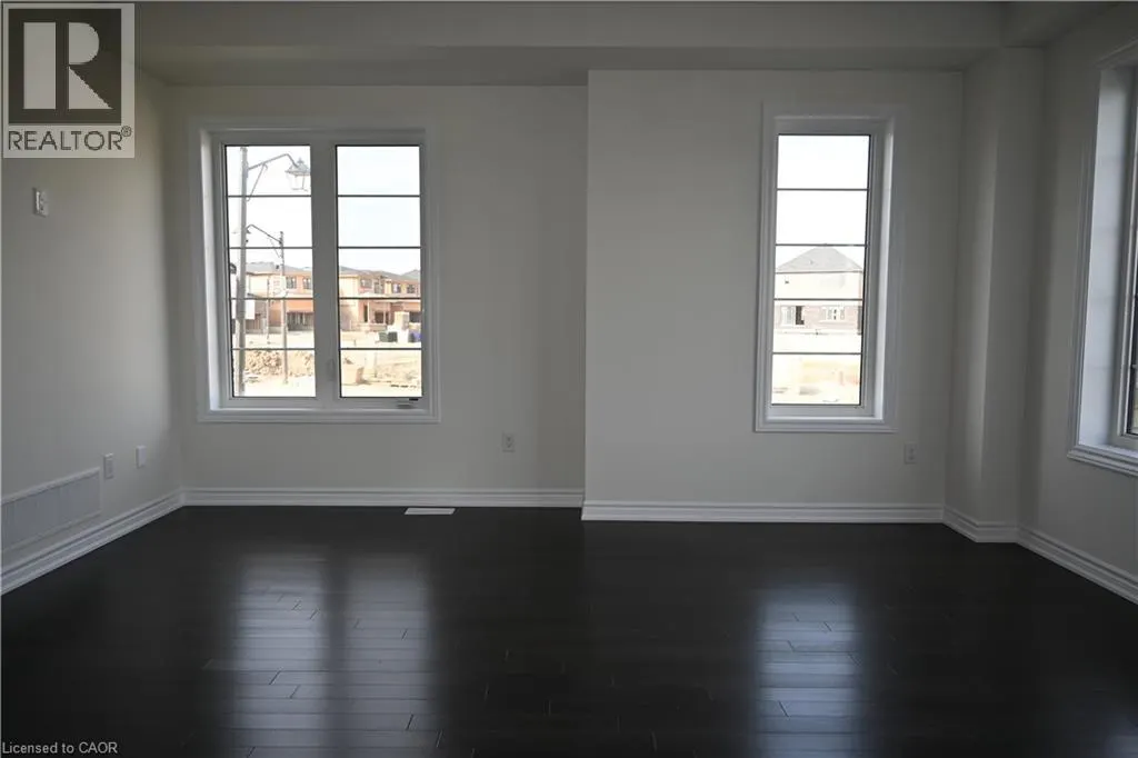 1 BEE Crescent