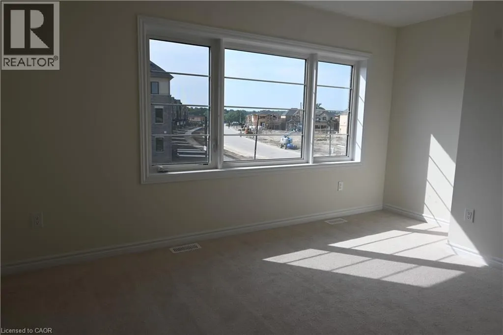 1 BEE Crescent