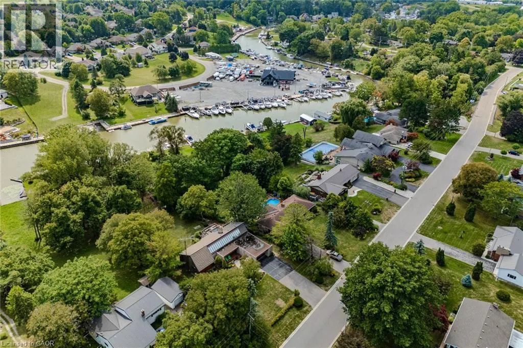 38 SUNNINGHILL DR