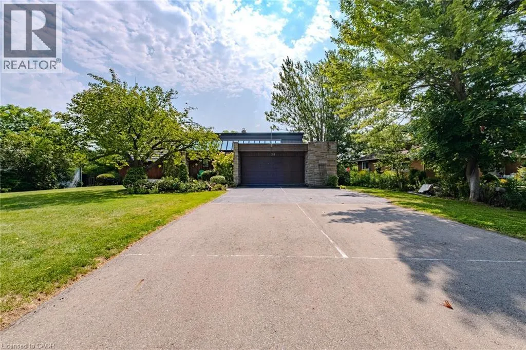 38 SUNNINGHILL DR