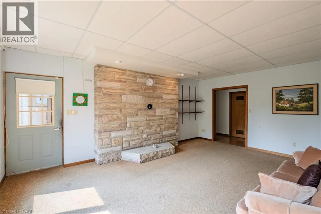 38 SUNNINGHILL DR