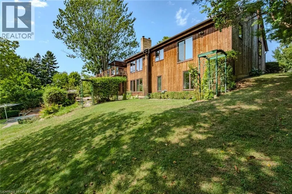 38 SUNNINGHILL DR