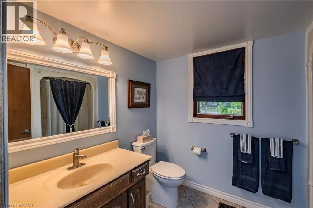 38 SUNNINGHILL DR