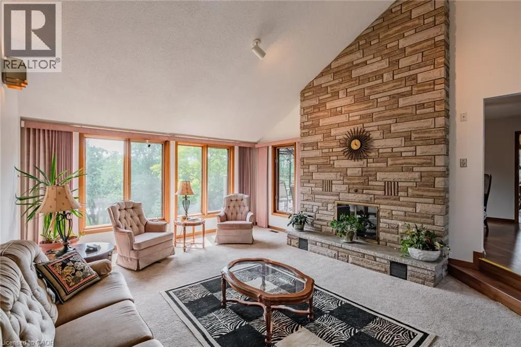 38 SUNNINGHILL DR