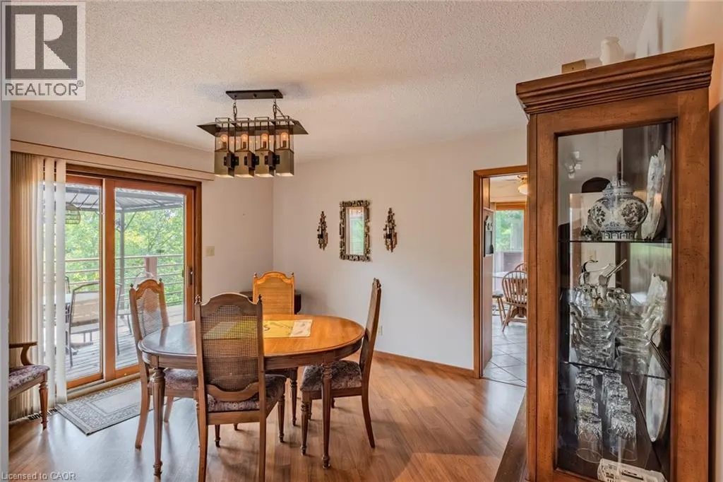 38 SUNNINGHILL DR