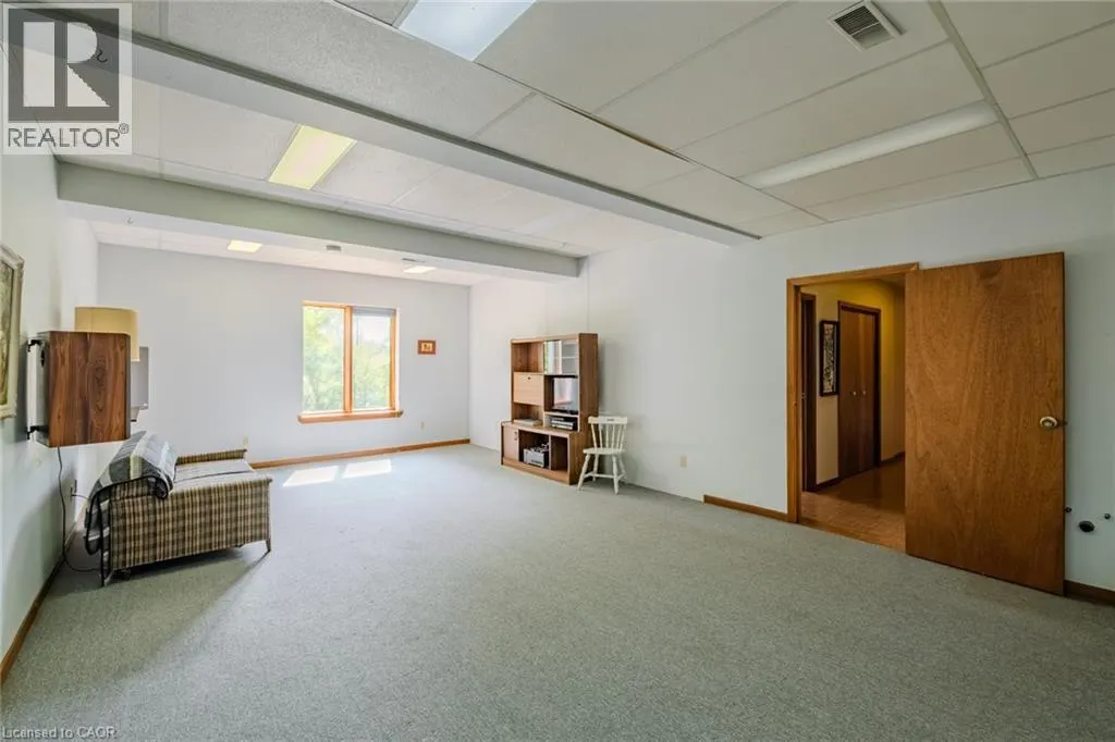 38 SUNNINGHILL DR