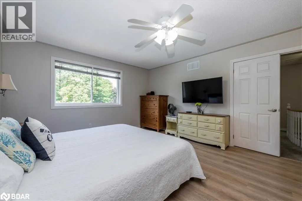 26 KENWELL Crescent