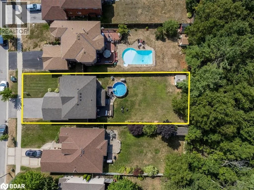 26 KENWELL Crescent