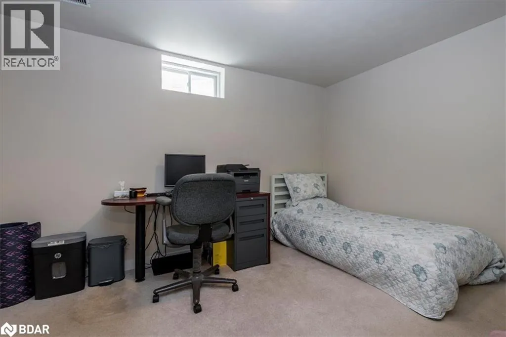 26 KENWELL Crescent