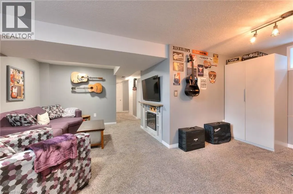 189 PORCHLIGHT Drive