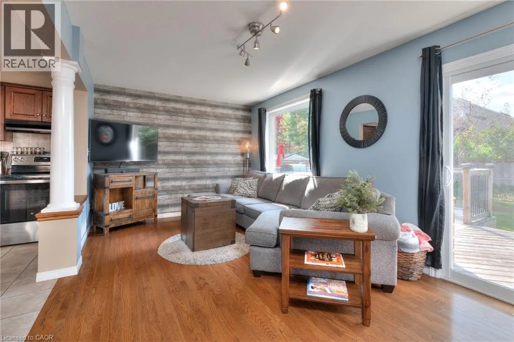 189 PORCHLIGHT Drive