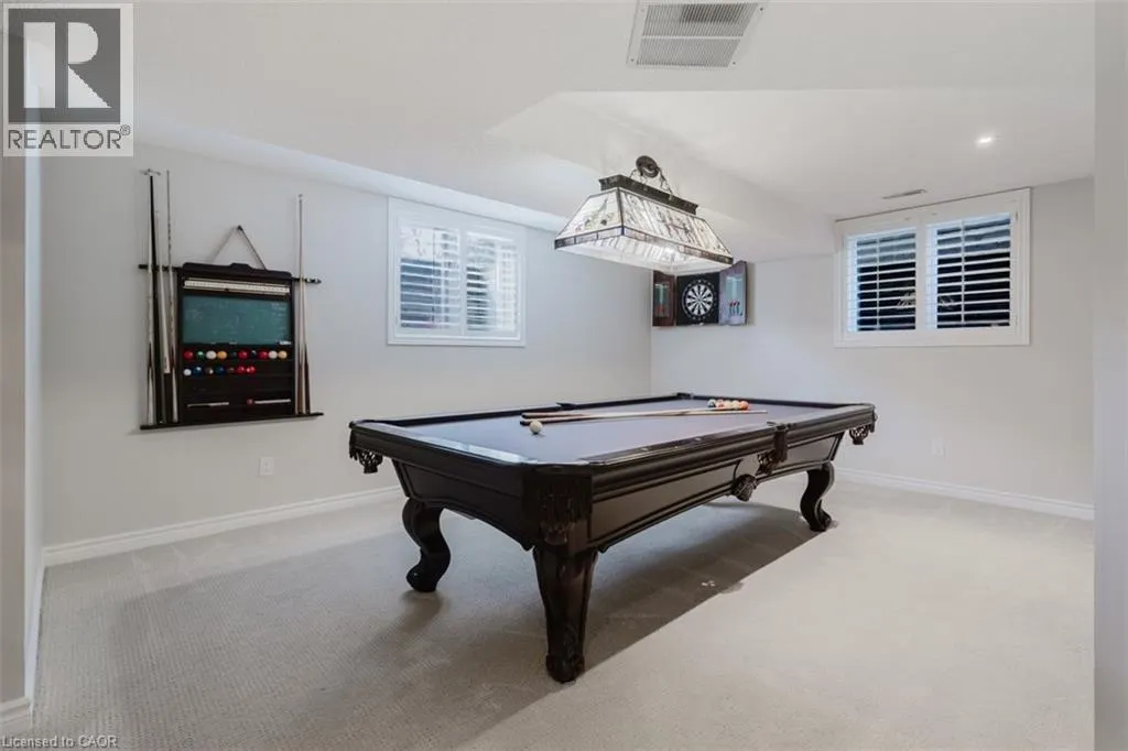 954 WINTERGREEN Place