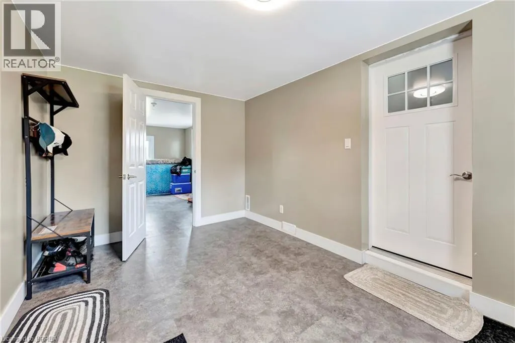 1684 HAZEN Road