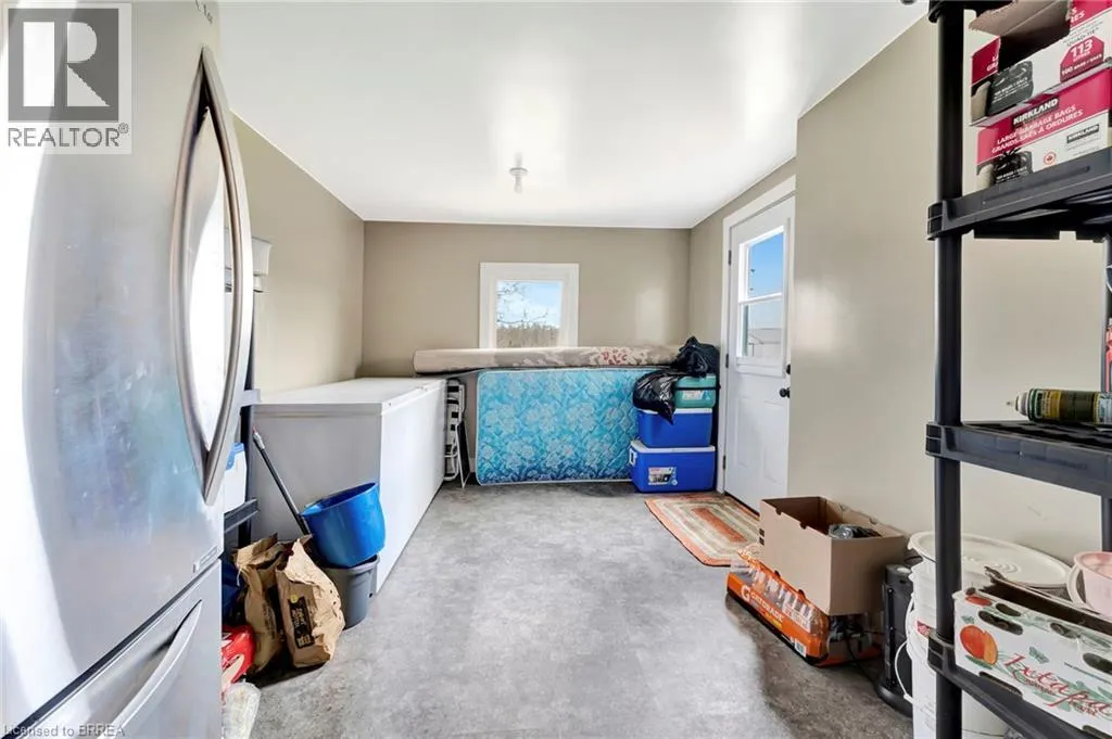 1684 HAZEN Road