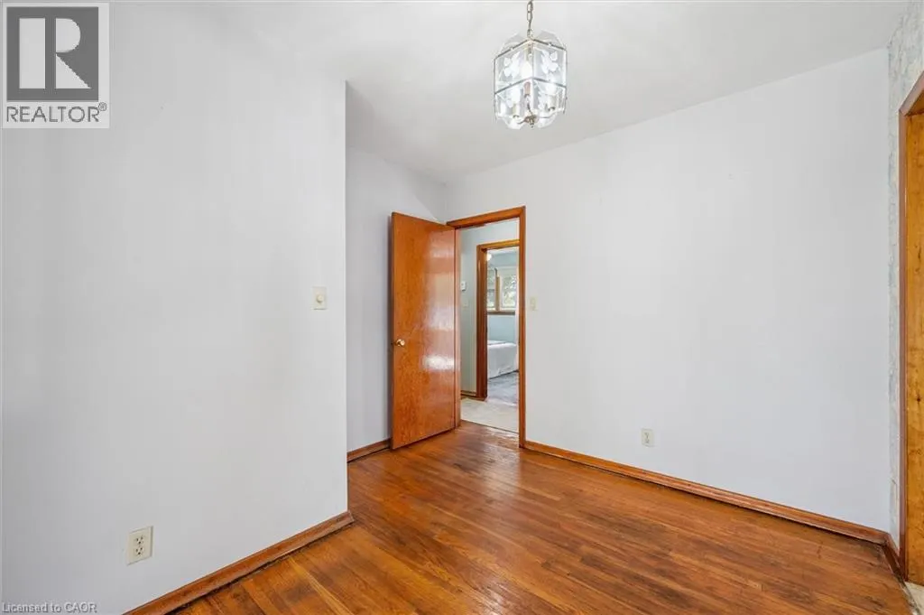 95 OTTAWA Crescent
