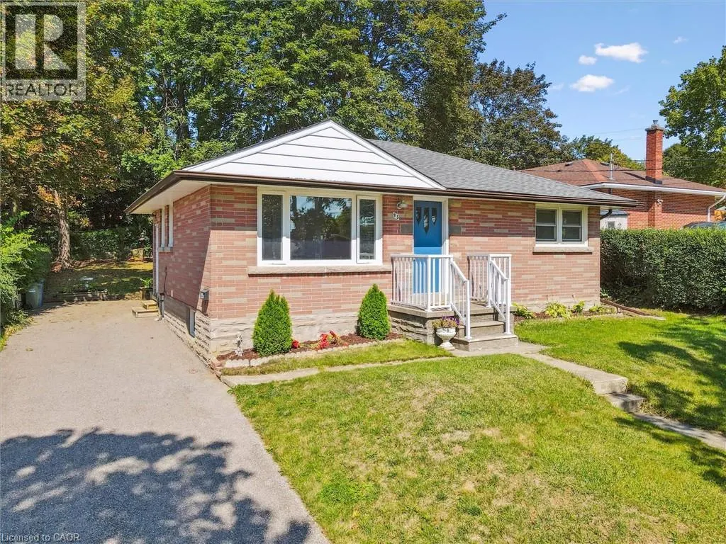 95 OTTAWA Crescent