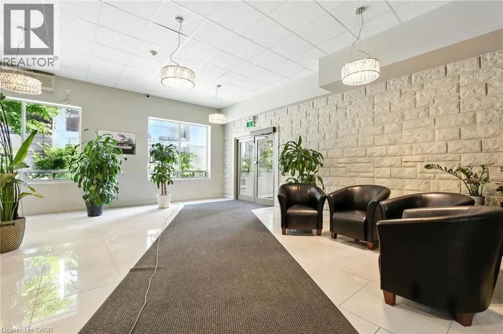 149 MAIN Street W Unit# 201, #201