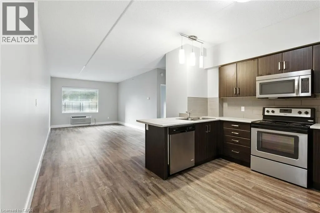149 MAIN Street W Unit# 201, #201