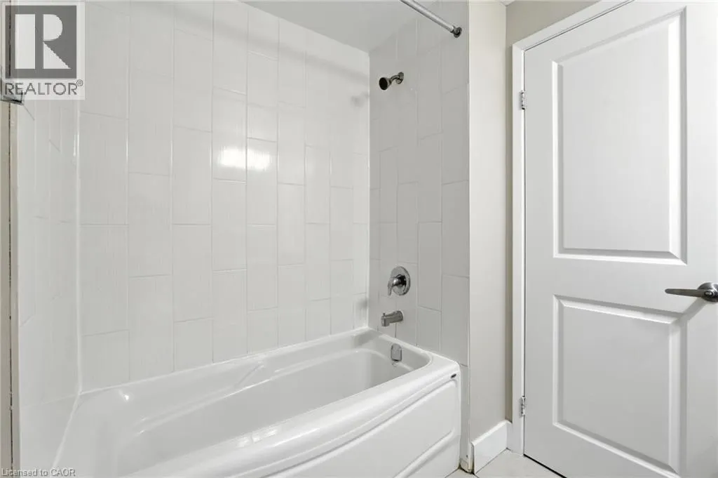 149 MAIN Street W Unit# 201, #201