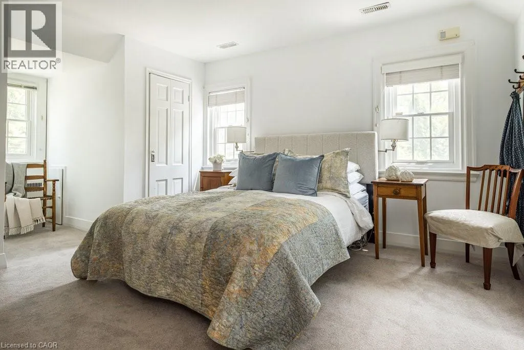 38 JERSEYVILLE Road W