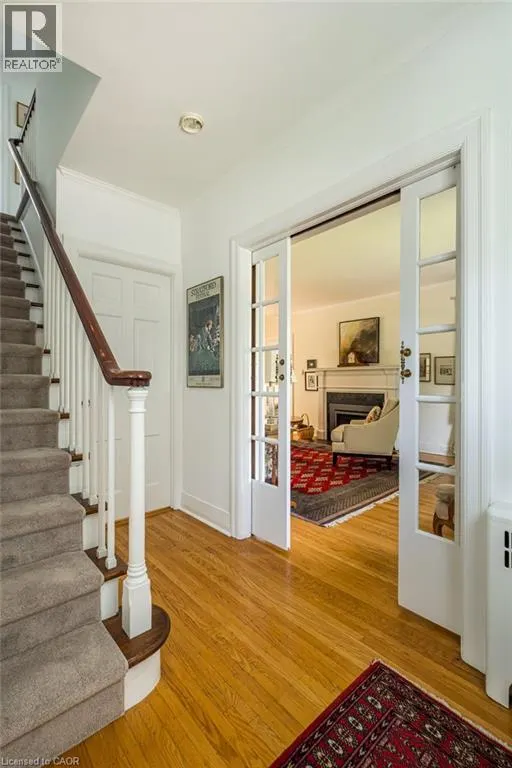 38 JERSEYVILLE Road W