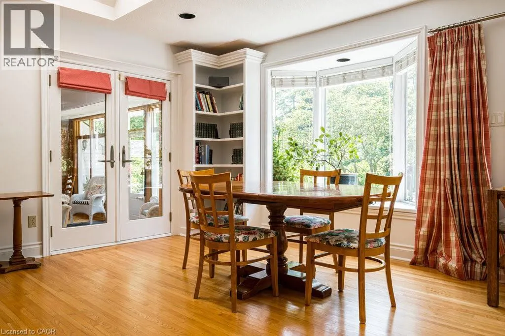 38 JERSEYVILLE Road W