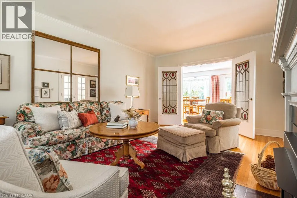 38 JERSEYVILLE Road W