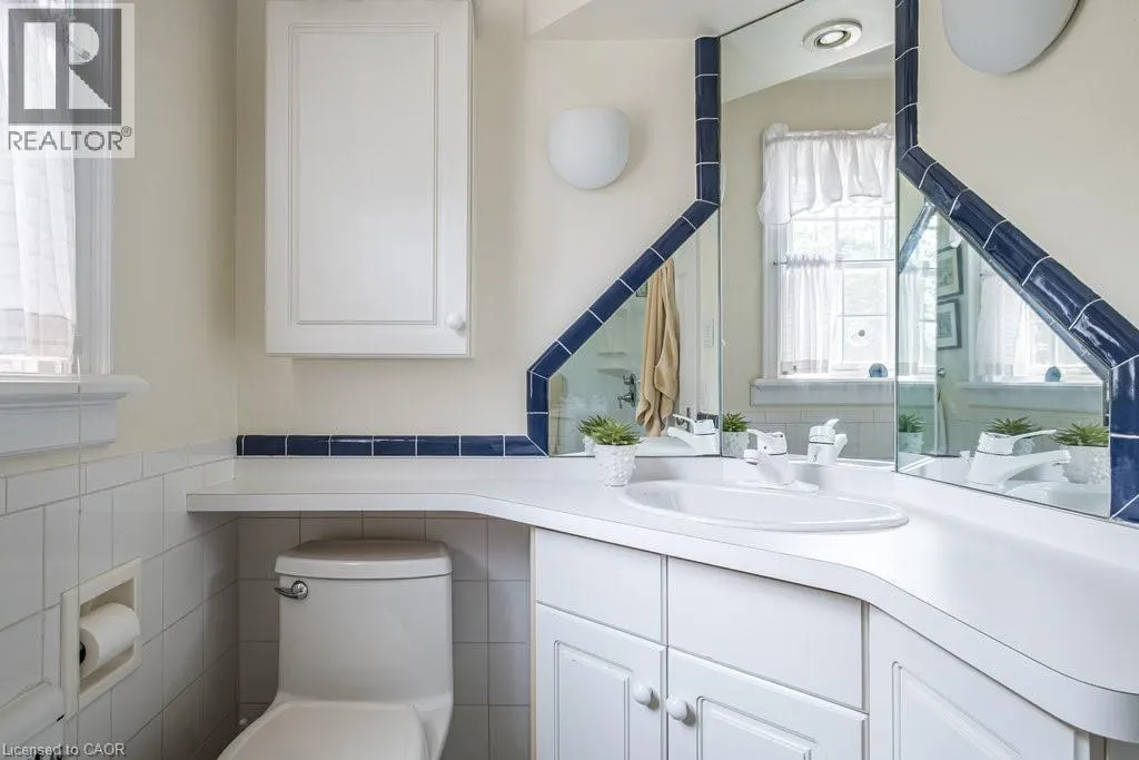 38 JERSEYVILLE Road W