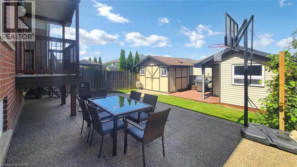 50 BANKFIELD Crescent
