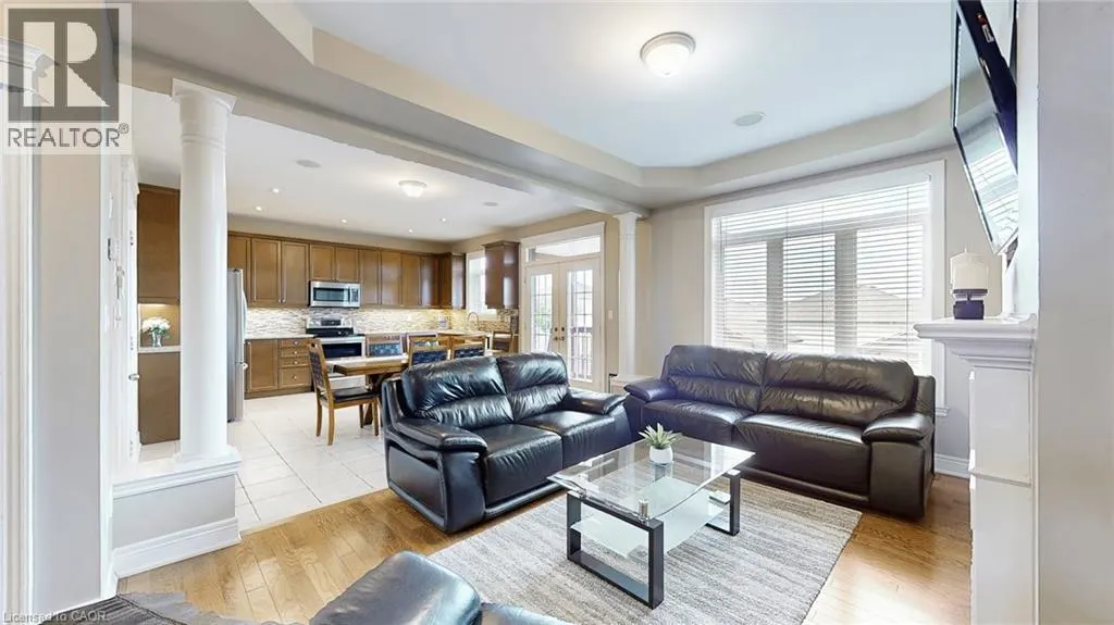 50 BANKFIELD Crescent